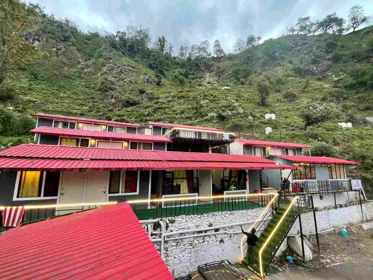 Kailashpati Resort, Guptkashi