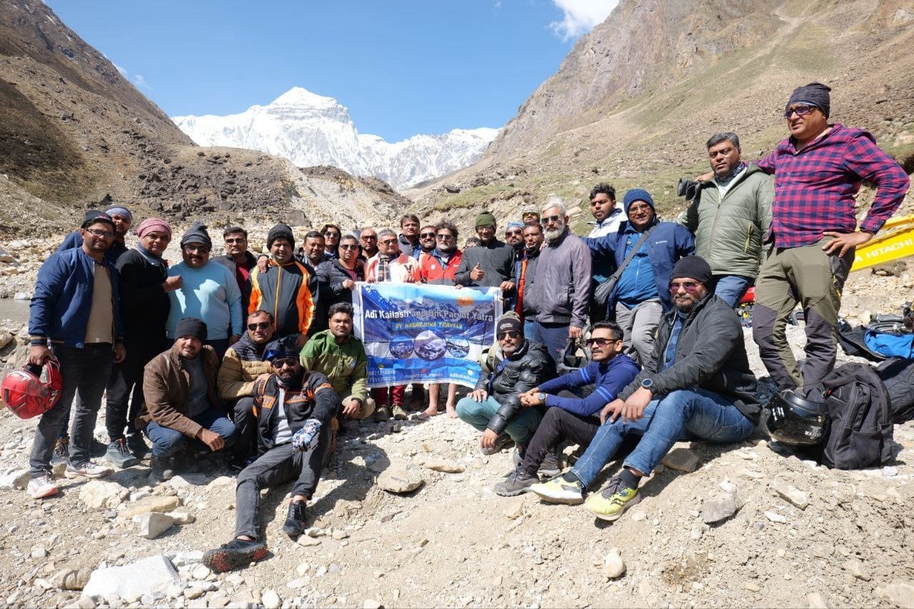 Nagarjuna Travels Group Tour Picture