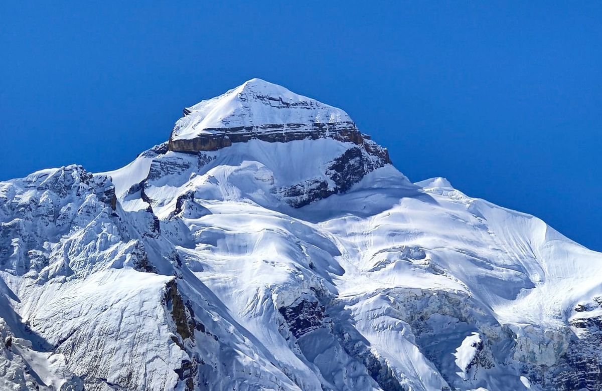 Adi Kailash tour Packages