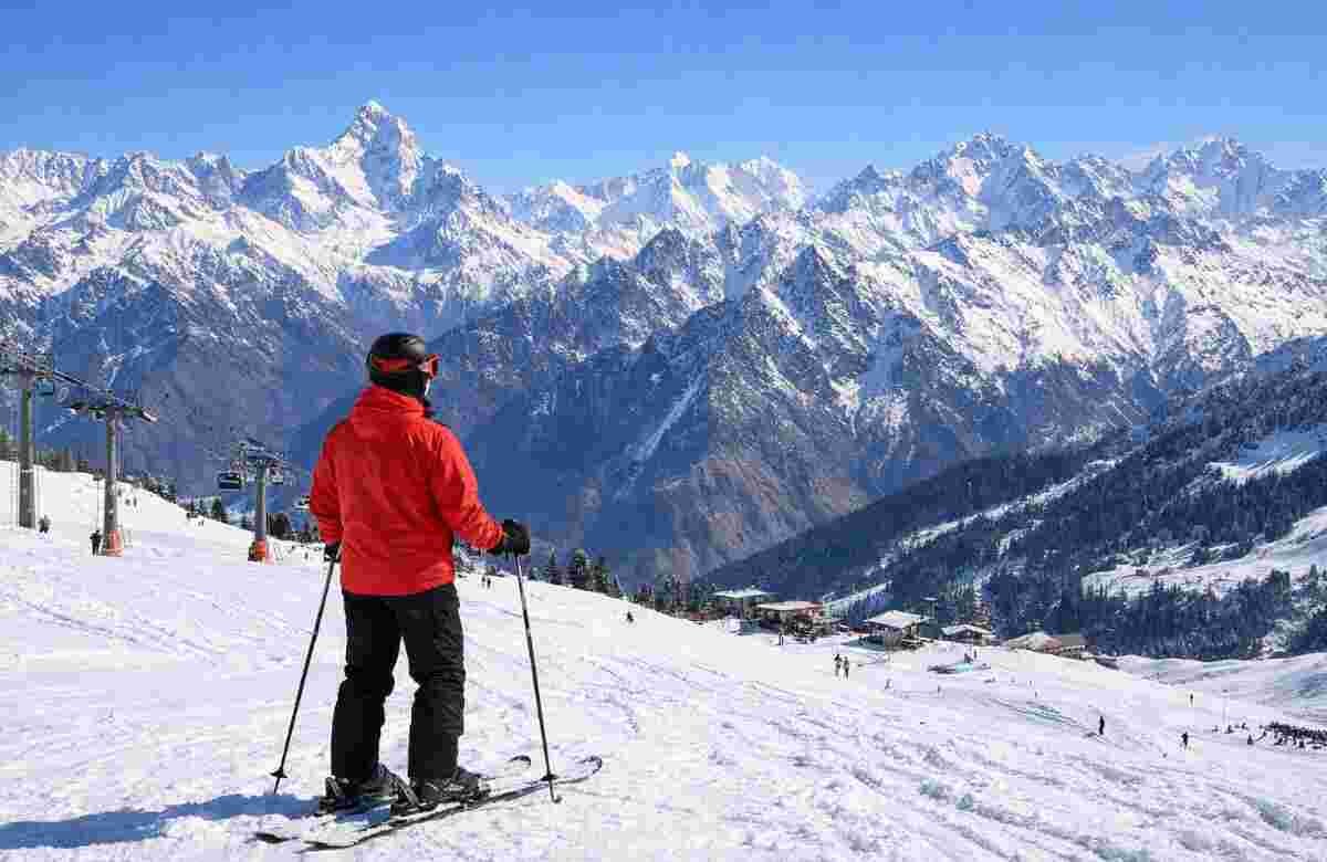 Auli Winter Skiing Tour Package