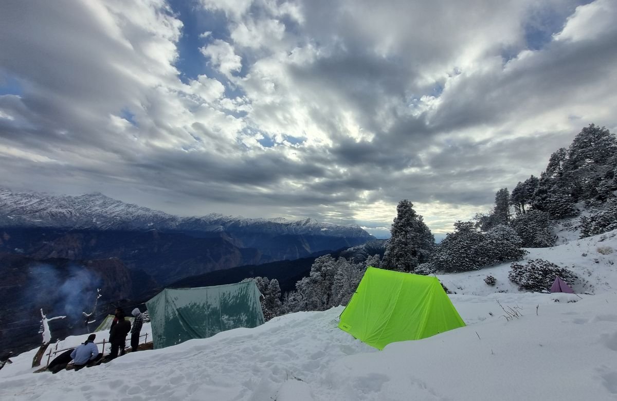 Munsiyari Tour Package (with Khaliya top Trek and Kainchi Ashram Darshan, Bhimtal)