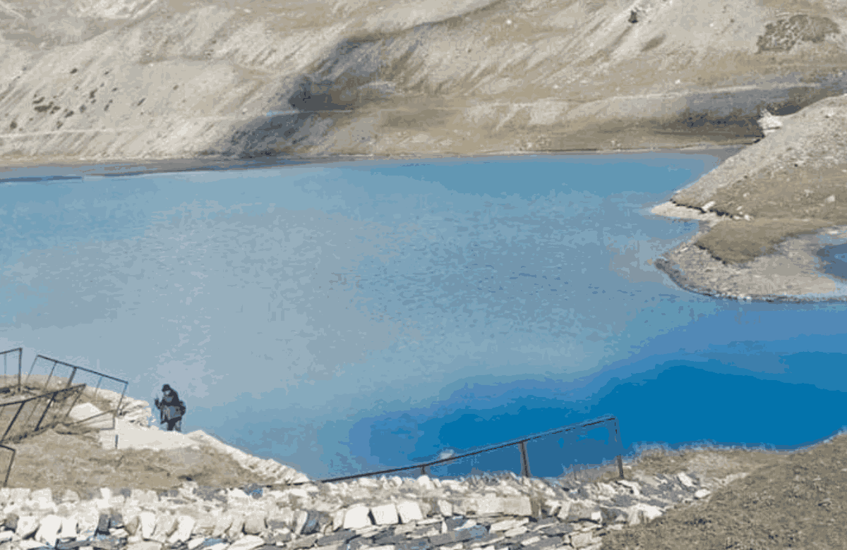 Jolingkong Lake